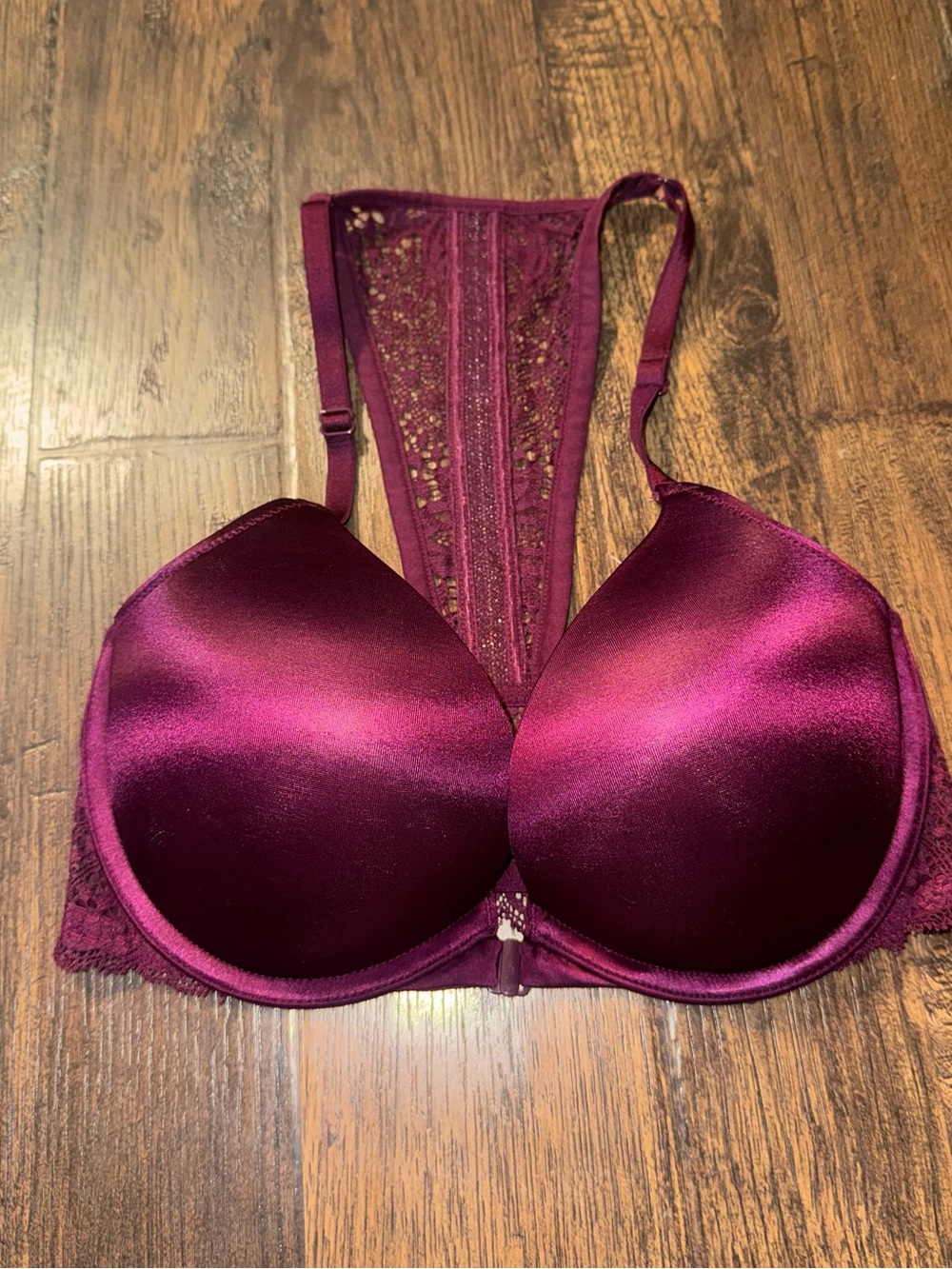 Victorias Secret Bombshell Racerback Bra 32D